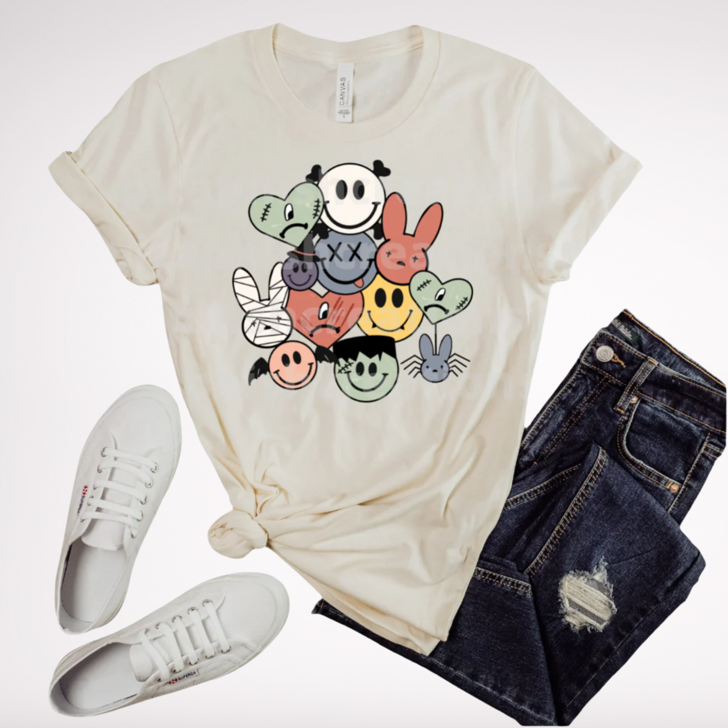 Un Halloween Sin Ti - Conejo Malo Graphic Tee